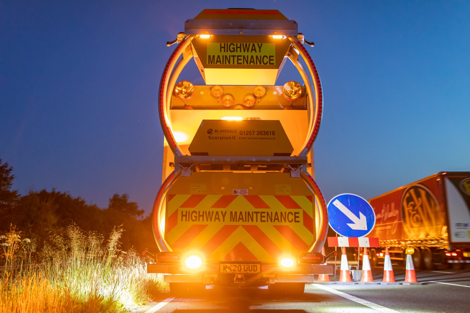 Impact protection vehicle with Scorpion II Crash Cushion on motorway maintenance job