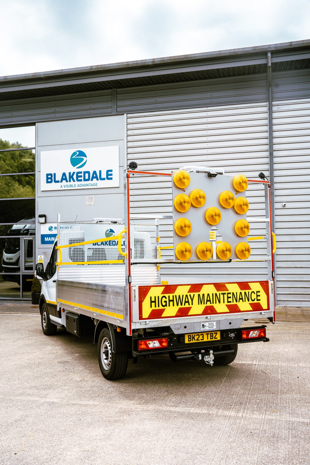 3.5t Traffic Management Vehicle with LP13 Arrow Board from the Back
